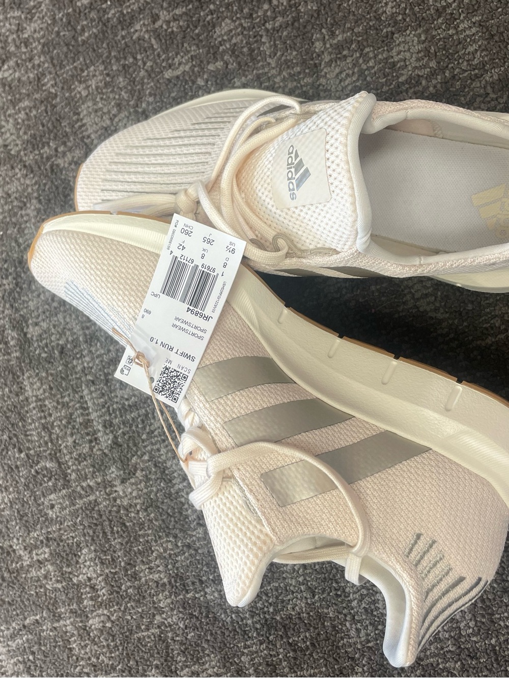 NWOT Women’s Size 9.5 Adidas Swift Run 1.0 - Picture 4 of 10